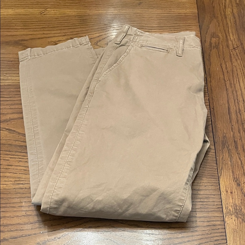 American Eagle Flex Original Straight Khakis, size 30 x 32,‎ NWT